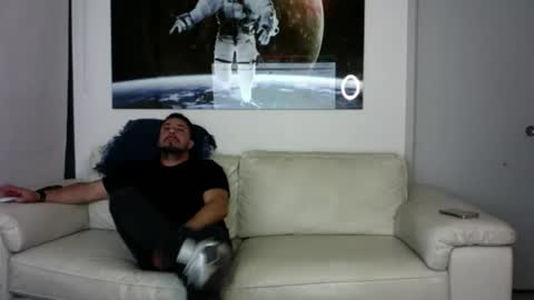 Snapshot of duo_pigs chatting on March 20, 2:49 am duo_pigs online show from March 20, 2:49 am