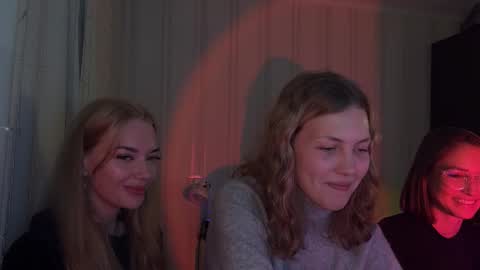 Snapshot of duomystique chatting on October 14, 5:36 pm duomystique online show from October 14, 5:36 pm