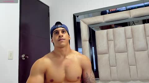 duran_dhikol1 online show from February 12, 5:37 am