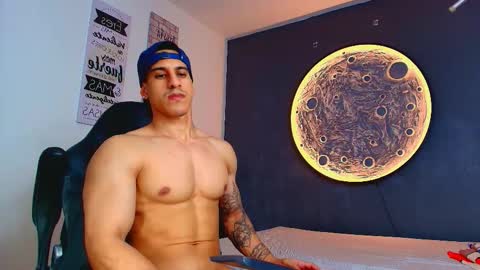 duran_dhikol1 online show from March 18, 3:31 am