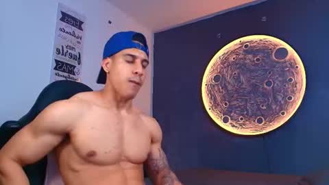 duran_dhikol1 online show from July 1, 2:46 am