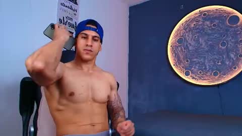duran_dhikol1 online show from July 10, 11:18 pm