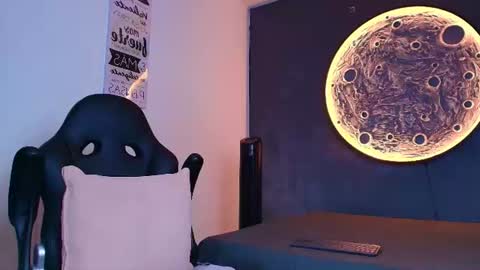 duran_dhikol1 online show from July 31, 3:28 am