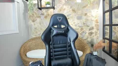 duskybeautyy online show from November 13, 11:20 am