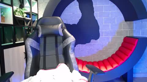 duskybeautyy online show from March 12, 8:04 pm