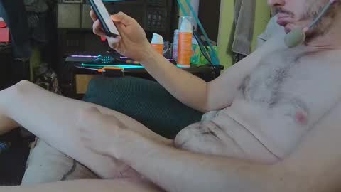 Snapshot of dustiestninja chatting on November 23, 4:23 am dustiestninja online show from November 23, 4:23 am