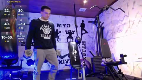 Snapshot of dustin_sonne chatting on September 20, 4:24 am Dustin Sonne online show from September 20, 4:24 am