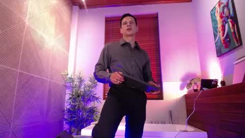 Snapshot of dustin_sonne chatting on July 31, 4:01 am Dustin Sonne online show from July 31, 4:01 am