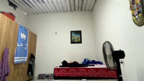 Snapshot of dustindollin_ chatting on April 2, 5:10 pm Dustin Dollin online show from April 2, 5:10 pm