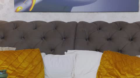 Snapshot of dustinkeent chatting on December 7, 1:03 am Dustin online show from December 7, 1:03 am