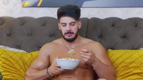 Snapshot of dustinkeent chatting on December 30, 5:26 am Dustin online show from December 30, 5:26 am