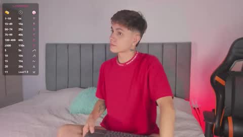 Snapshot of dustinlevine chatting on December 16, 12:15 am Dustin Levy online show from December 16, 12:15 am