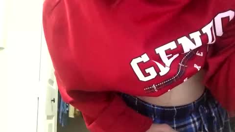 Snapshot of dustinthesweettalker chatting on January 4, 3:29 am Dustinthesweettalker online show from January 4, 3:29 am