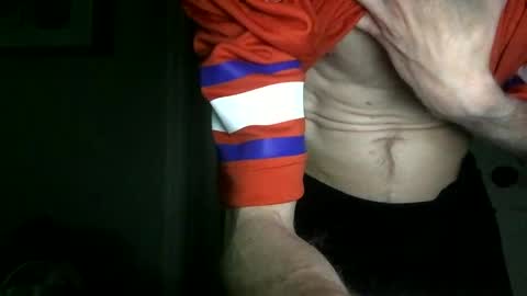 Snapshot of dustinthesweettalker chatting on October 19, 4:57 am Dustinthesweettalker online show from October 19, 4:57 am