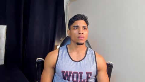DUSTYN MICHELLE online show from April 13, 8:14 pm