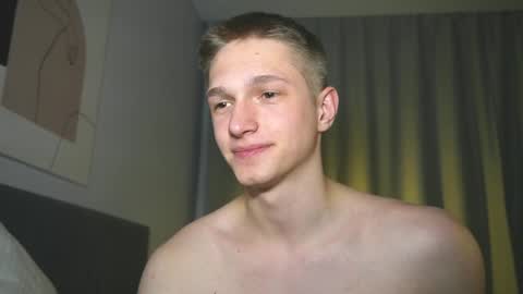 Dustyn online show from January 27, 4:11 pm