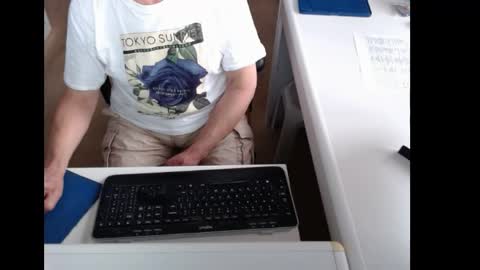 Snapshot of dutchpornking2 chatting on June 3, 6:38 am dutchpornking2 online show from June 3, 6:38 am