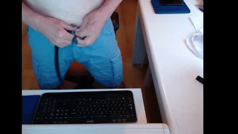 Snapshot of dutchpornking2 chatting on June 12, 6:45 am dutchpornking2 online show from June 12, 6:45 am