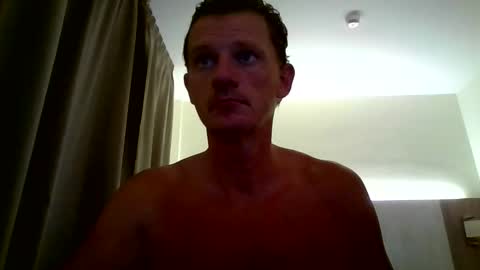 dutchwanker123 online show from December 6, 2:28 pm