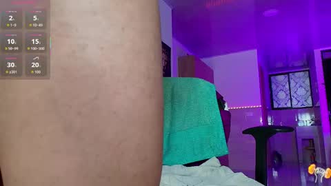 Snapshot of dwayne_brown chatting on May 16, 8:18 pm dwayne_brown online show from May 16, 8:18 pm