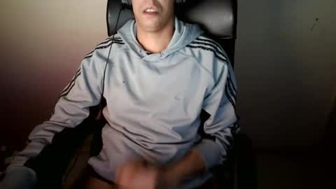 Snapshot of dwaynejamesjackson chatting on February 19, 11:36 pm dwaynejamesjackson online show from February 19, 11:36 pm