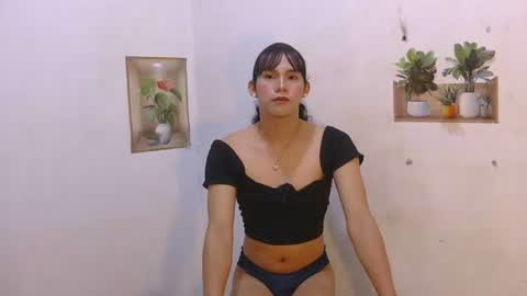 dy_namite online show from April 28, 6:46 pm