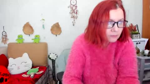 Snapshot of dyannelovee chatting on March 9, 1:59 pm Dyanne online show from March 9, 1:59 pm