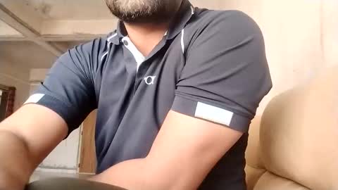 Snapshot of dyccc chatting on March 22, 5:44 am Rockhandsome online show from March 22, 5:44 am