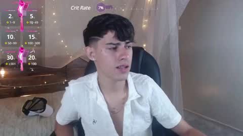 Snapshot of dyla_n18_ chatting on January 11, 11:24 pm dyla_n18_ online show from January 11, 11:24 pm