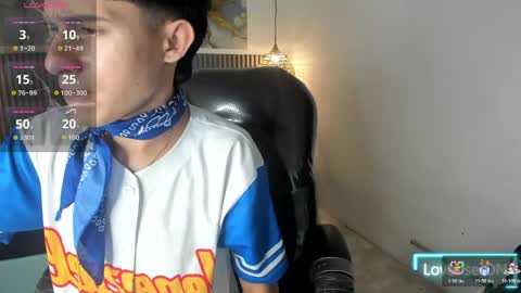 Snapshot of dyla_n18_ chatting on May 9, 8:58 pm dyla_n18_ online show from May 9, 8:58 pm