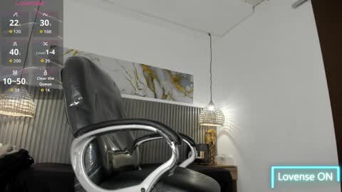 Snapshot of dyla_n18_ chatting on May 16, 7:45 pm dyla_n18_ online show from May 16, 7:45 pm