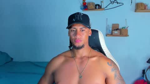 Dylan online show from February 11, 12:26 am