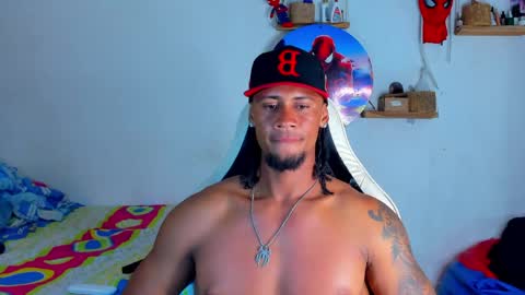 Snapshot of dylan_jake1 chatting on May 26, 1:12 am Dylan online show from May 26, 1:12 am
