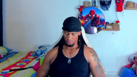 Snapshot of dylan_jake1 chatting on May 30, 3:36 am Dylan online show from May 30, 3:36 am