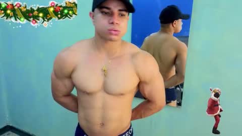 dylanguss online show from December 5, 12:14 pm