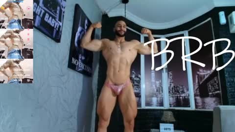 Snapshot of dylanlenox chatting on May 23, 12:42 pm Dylan online show from May 23, 12:42 pm