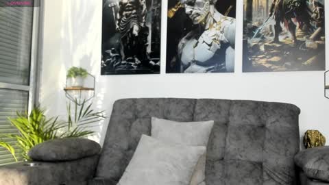 Dylan Rivera online show from December 12, 4:04 am