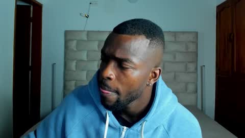 Dylan Taylor online show from March 4, 3:23 am