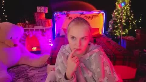 Dyna online show from December 21, 10:11 am