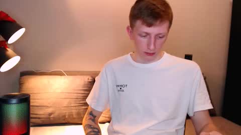 Snapshot of dyrinda chatting on November 28, 9:28 pm Julia and Dima online show from November 28, 9:28 pm