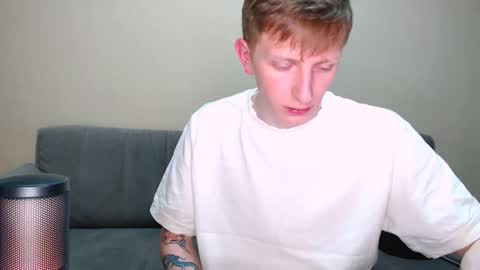 Snapshot of dyrinda chatting on February 11, 11:43 pm Julia and Dima online show from February 11, 11:43 pm