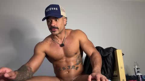 Snapshot of e13ven11 chatting on September 22, 12:34 am Formally known as Virus of Life online show from September 22, 12:34 am