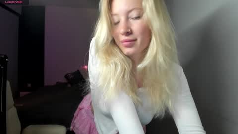 fansly - yourbestbaby online show from December 31, 3:12 am