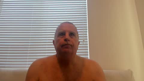 Snapshot of e_rectiom chatting on September 22, 3:36 pm Mr Wonderful online show from September 22, 3:36 pm