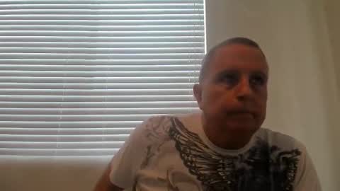 Snapshot of e_rectiom chatting on November 8, 10:30 pm Mr Wonderful online show from November 8, 10:30 pm