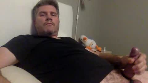 Snapshot of eagleraptor35 chatting on October 22, 11:04 pm ER35 online show from October 22, 11:04 pm