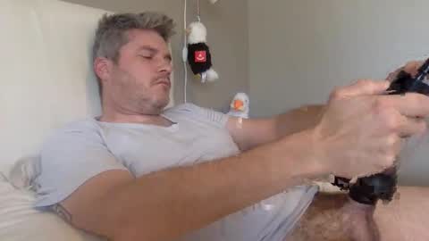 Snapshot of eagleraptor35 chatting on November 11, 5:24 pm ER35 online show from November 11, 5:24 pm