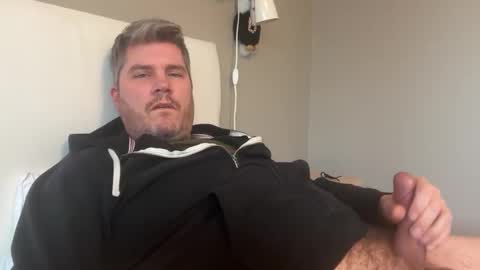 Snapshot of eagleraptor35 chatting on February 14, 9:33 pm ER35 online show from February 14, 9:33 pm