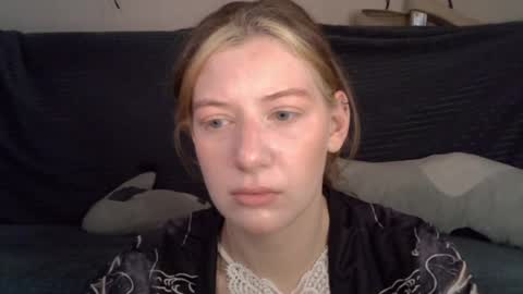 Lily online show from May 11, 7:36 am