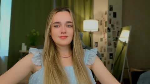 Elizabeth online show from July 16, 4:07 am